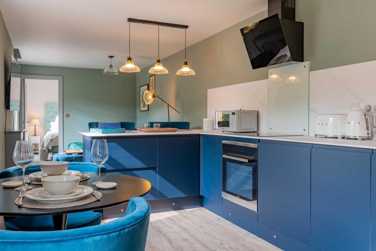 Stylish Modern 1 Bedroom, City Centre Bath Exterior photo