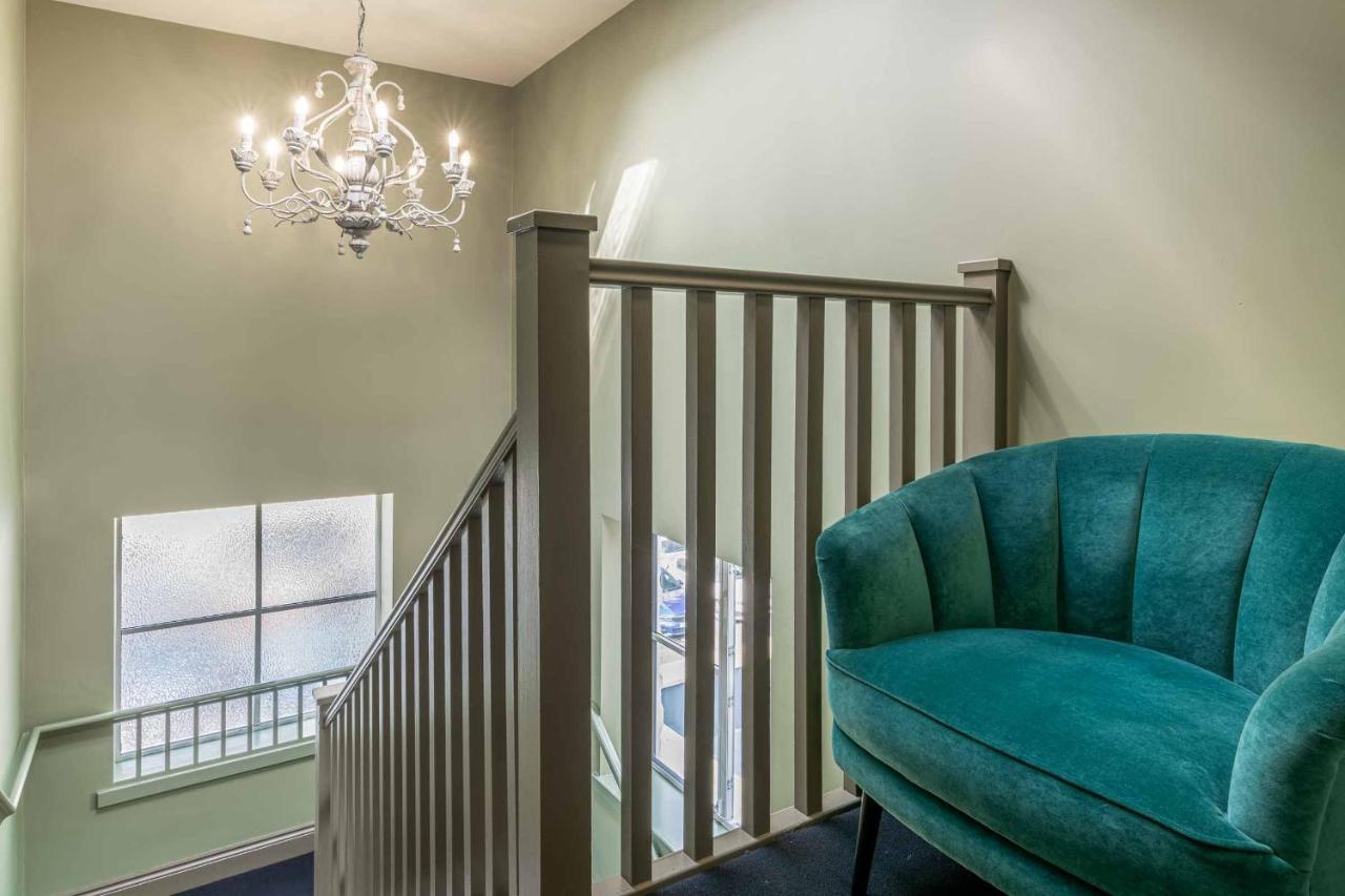 Stylish Modern 1 Bedroom, City Centre Bath Exterior photo